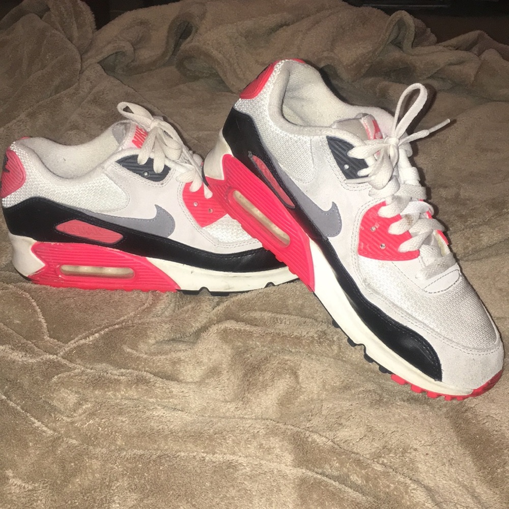 Nike Airmax neon sneakers